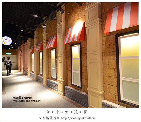 台中大遠百》主題打造美食街～日本江戶、威尼斯、好萊塢及台灣老街！
