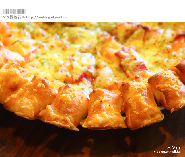【必勝客pizza】新口味試吃！黃金龍捲風餅皮～大蝦培根龍捲風比薩！