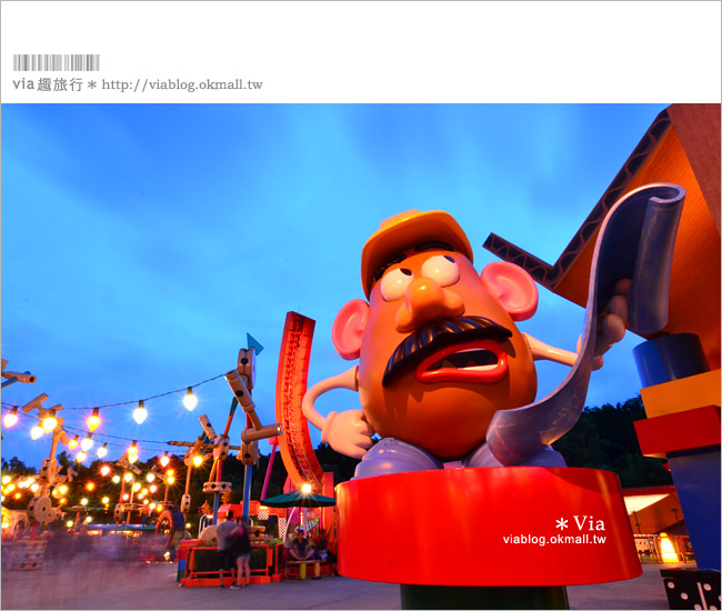 香港迪士尼樂園（下）》迪士尼樂園煙火篇＋迪士尼夜間遊園好好玩！
