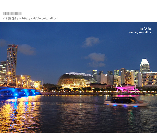 新加坡景點》新加坡必去景點～魚尾獅公園Merlion Park！夜景時最美！