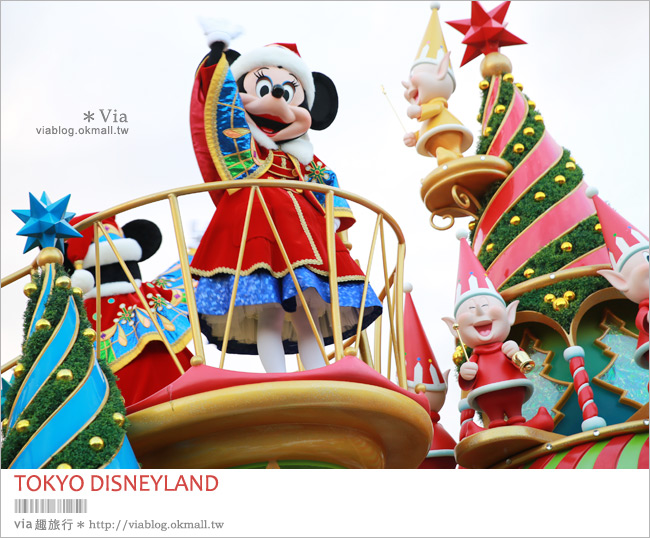 東京迪士尼聖誕節》東京迪士尼樂園聖誕節限定～「聖誕村大遊行」歡樂登場！