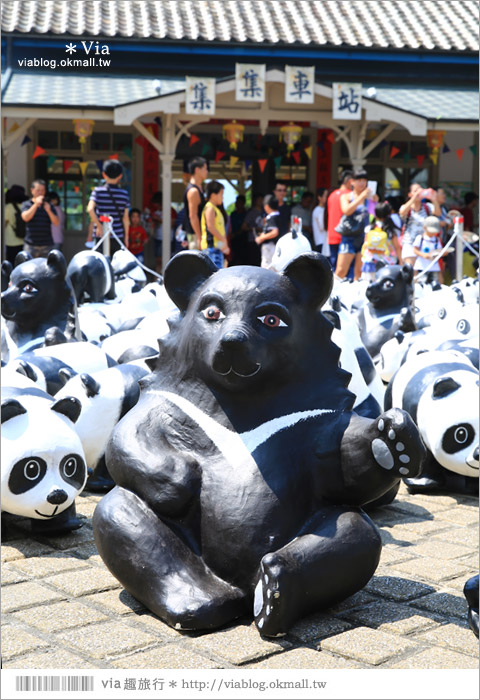 【南投紙熊貓展2014】南投紙貓熊巡迴展～集集車站被萌翻的熊貓大軍佔領囉！