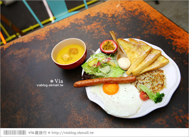 台南早午餐》台南ici cafe早午餐(已永久停業)～驚豔！在工業風的用餐空間品味餐點