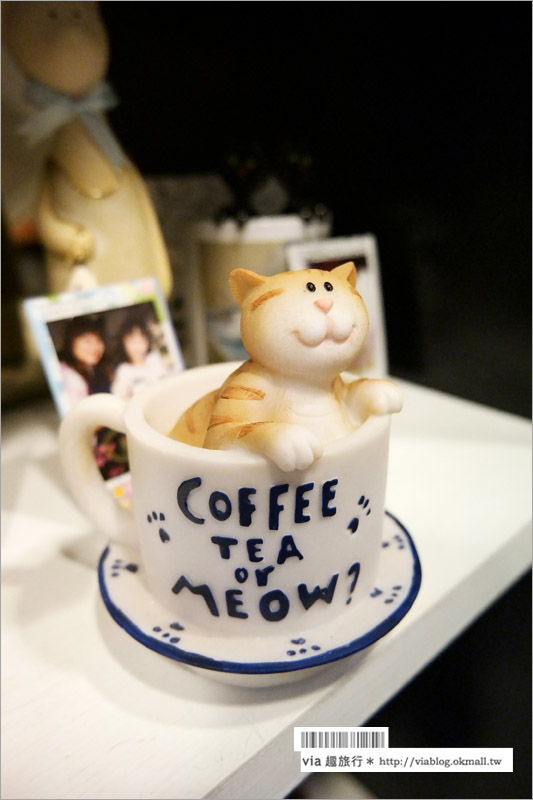 【台中咖啡廳推薦】台中貓咪咖啡廳～咕嚕貓咖啡＊貓咪跳進奶泡裡！立體拉花超療癒！