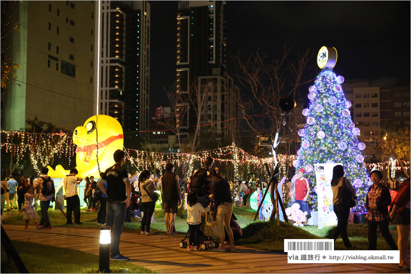 【新北耶誕城】新北市政府廣場前～全台最盛大的耶誕慶典！來去過聖誕囉！