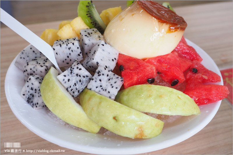 【台中冰店】有春冰菓室～帥！整顆西瓜拿來喝太豪氣！夏日涼品創意新選擇！