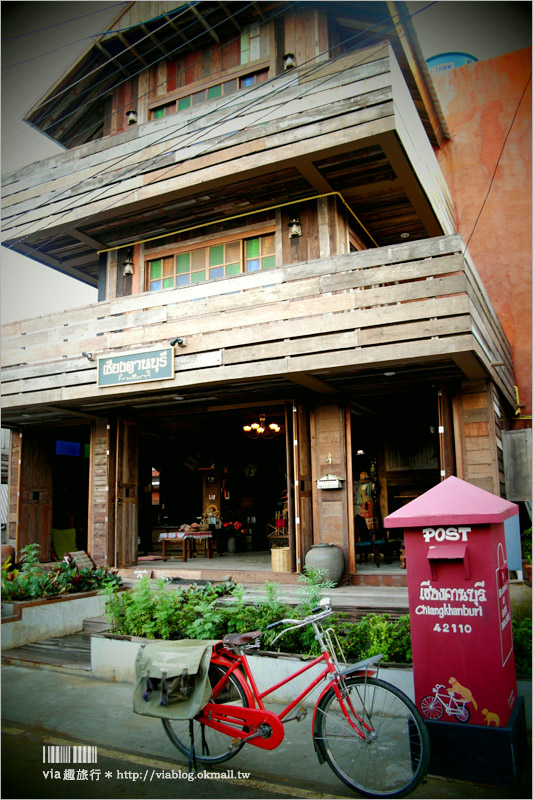 【泰國旅遊景點】清康小鎮(Chiang Khan)～懷舊風的木造小鎮，悠遊在舊時光裡的美好！早晨的和尚施齋體驗好新奇！