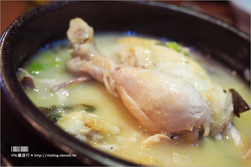 首爾美食推薦》皇后蔘雞湯황후삼계탕～好吃！吃了有推薦的首爾人蔘雞湯餐廳！