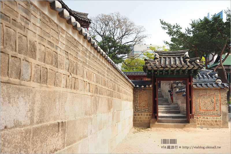 首爾景點推薦》德壽宮～充滿歷史的韓式宮殿，一旁的德壽宮石牆路更是美不勝收！