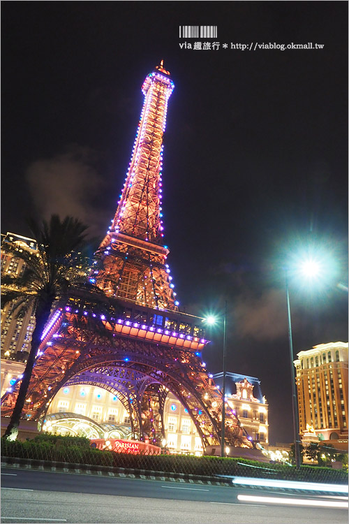 澳門巴黎人》澳門飯店推薦～1/2比例的巴黎鐵塔真實呈現．日夜雙景好壯觀！晚上還能看秀去！