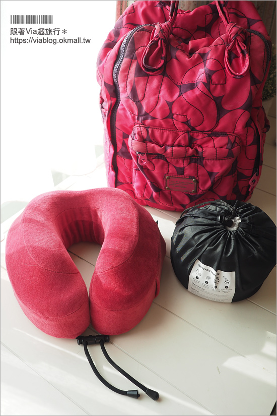 【頸枕推薦】好用的旅行小物～Cabeau旅行用記憶頸枕／大受旅人好評的熱賣頸枕來囉！