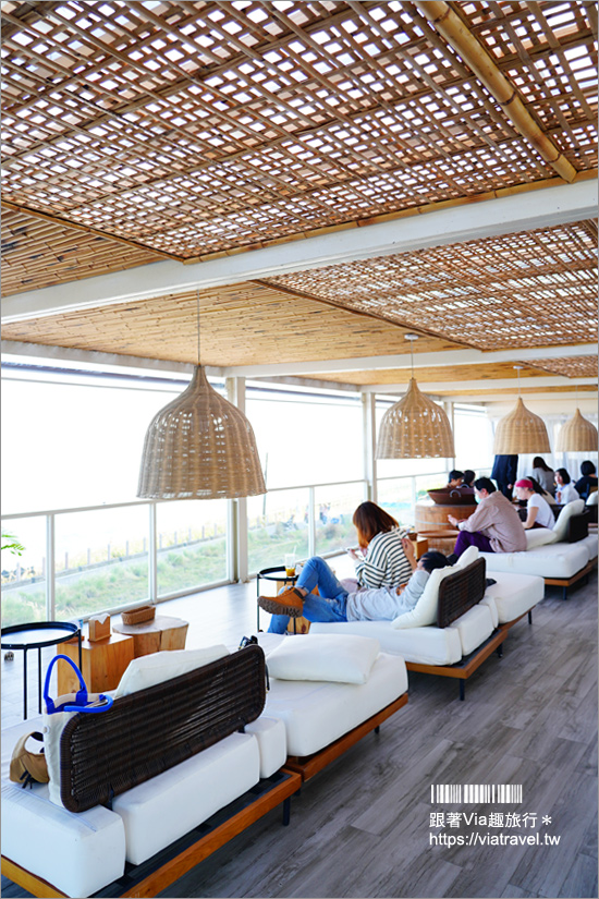 ​​​​​​​宜蘭頭城》滿山望海～頭城大人氣網美咖啡館．龜山島就在眼前的夢幻景觀！