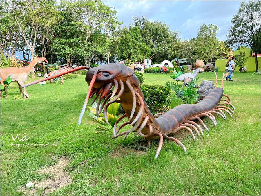 彰化芬園古生物奇幻樂園》中部最新親子樂園～白堊紀恐龍領軍，帶領孩子進入古生物的奇幻園區！