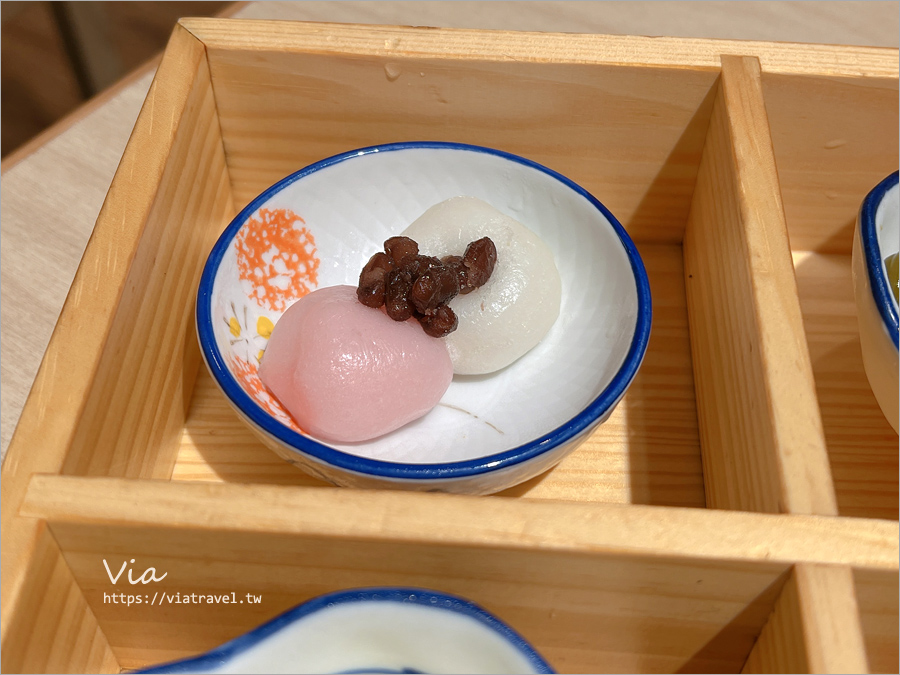 京都勝牛》台中LaLaport美食餐廳～來自日本的好滋味！免費提供親子友善的海苔飯，不吃牛也有其它美食可選喲！