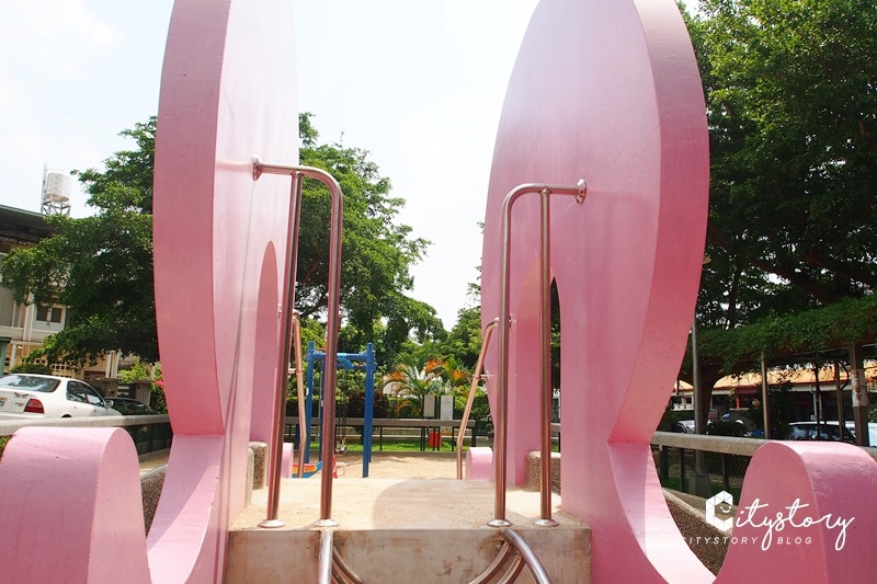 台中太平》新坪兒童公園～超可愛粉紅章魚磨石溜滑梯，小朋友玩沙去