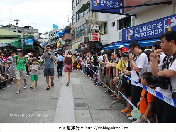 【2010香港節慶年】香港長洲包山節-下篇～飄色巡遊及搶包山18
